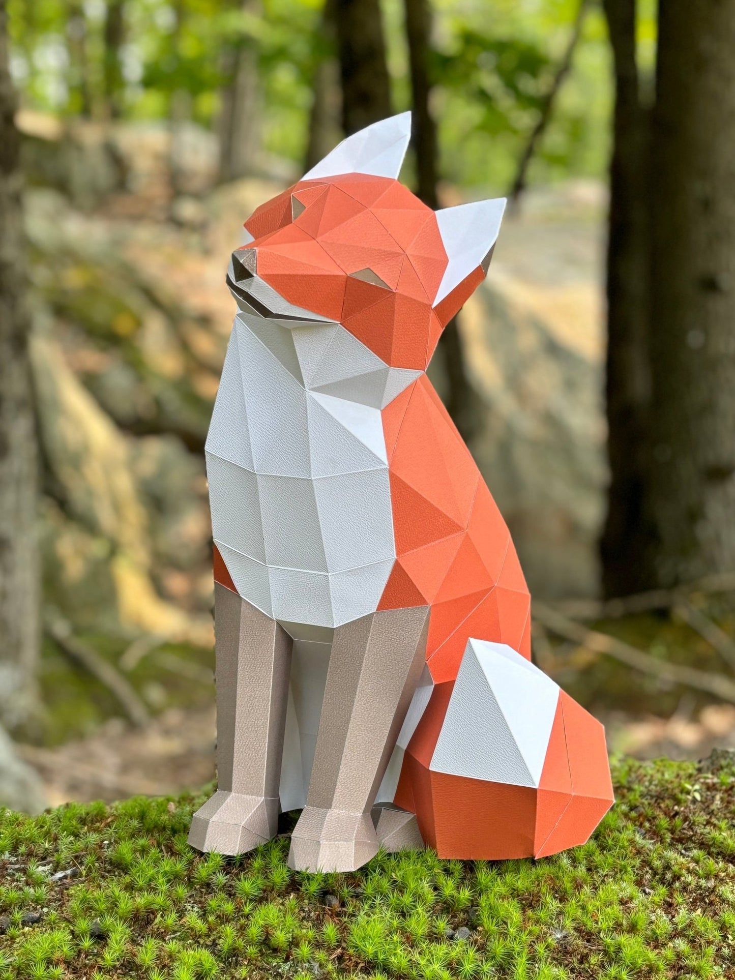 Fox Sitting - low poly papercraft kit 